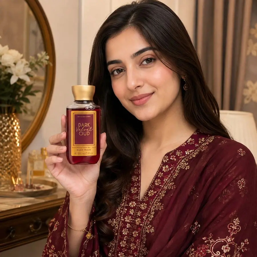 Bath & Body Works Dark Velvet Oud Body Wash 88ml - Image 2